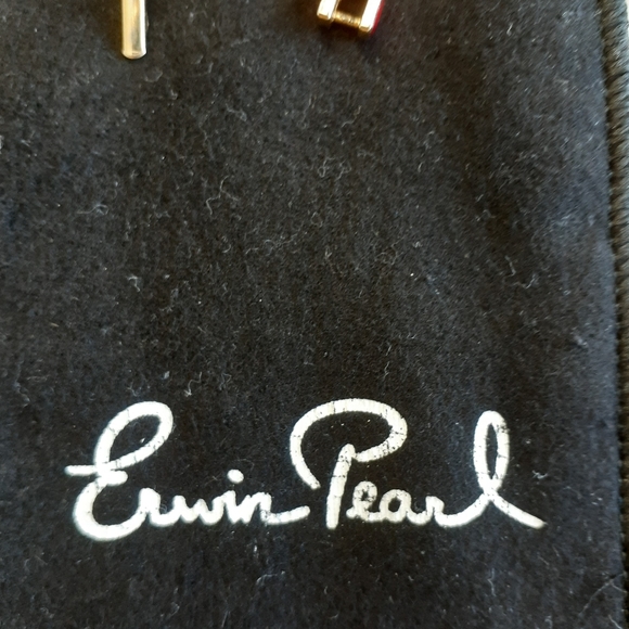 Edwin Pearl - Picture 6 of 10